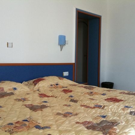 Rusalka Holiday Village 카멘 브리아그 객실 사진