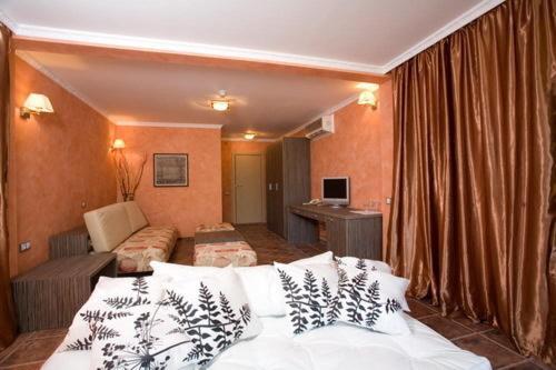 Rusalka Holiday Village 카멘 브리아그 외부 사진